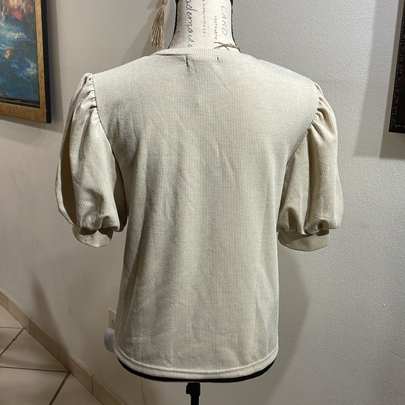 ON TWELVETH | Women’s Beige Short Sleeve Stud Shirt Size Small - Picture 2 of 6